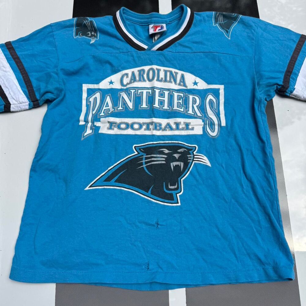 Reebok Women's Blue and White T-shirt